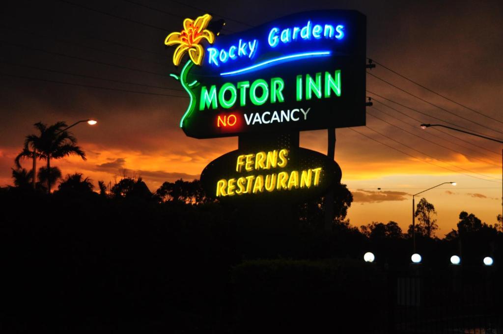 Rocky Gardens Motor Inn Rockhampton Exterior photo