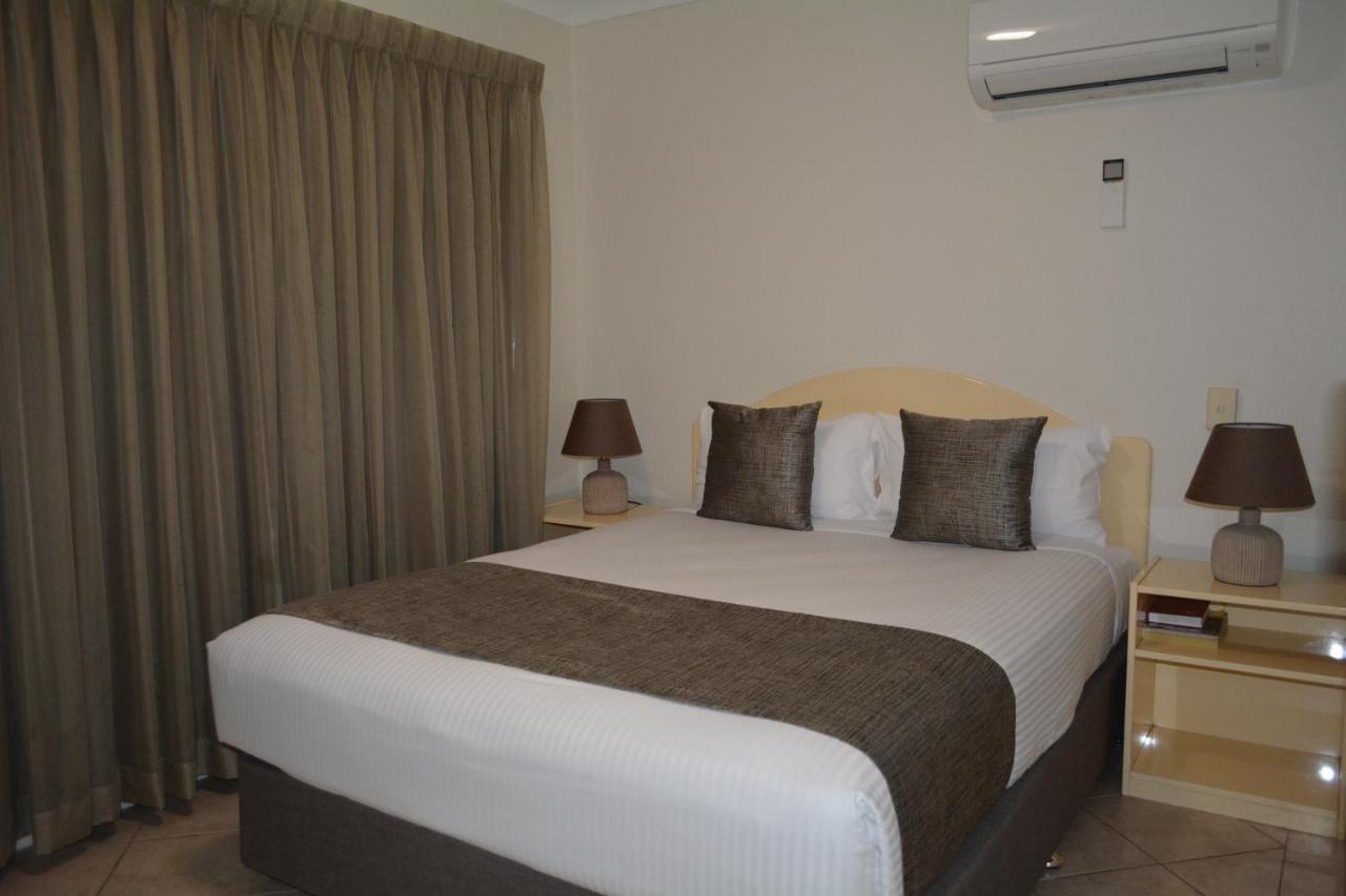 Rocky Gardens Motor Inn Rockhampton Exterior photo